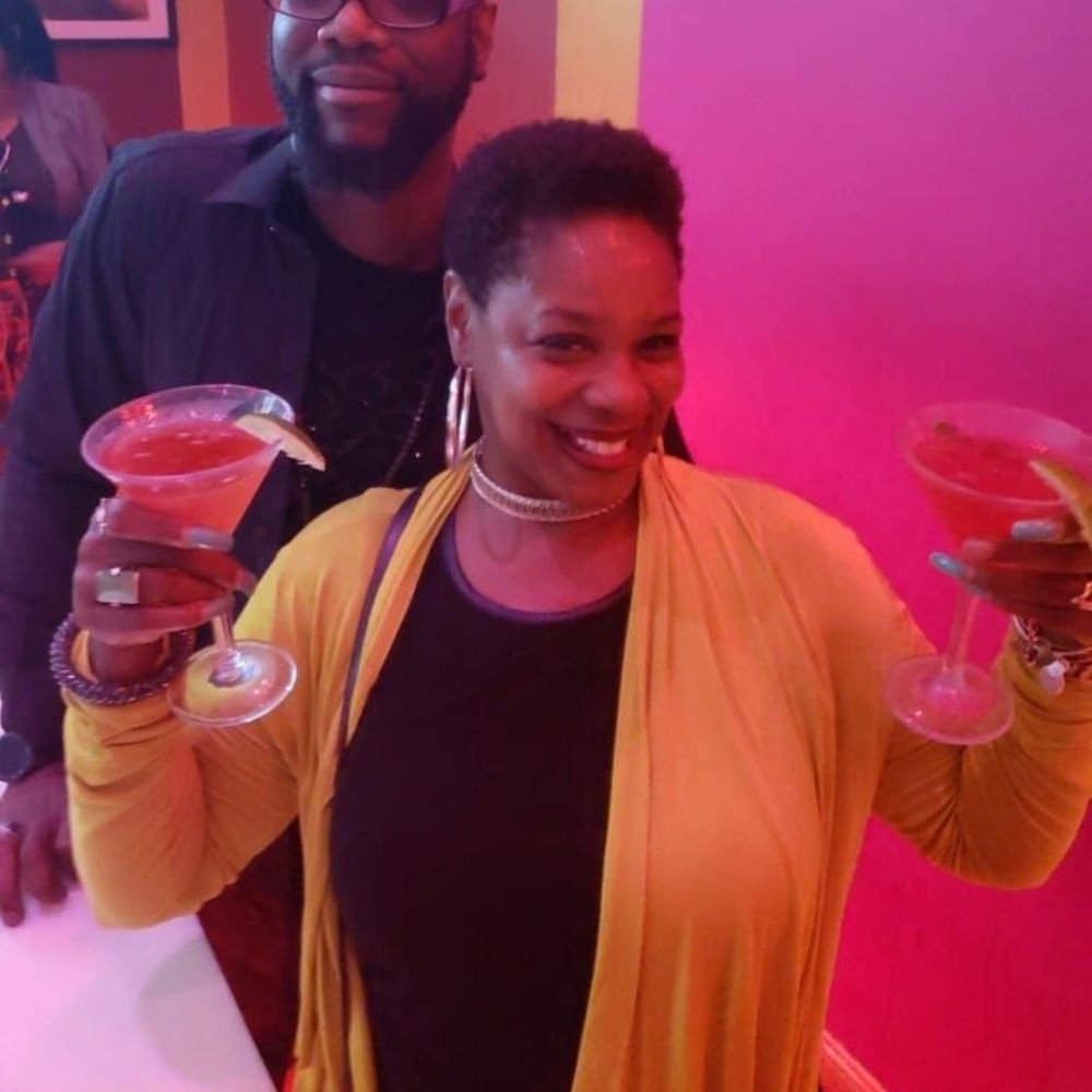 Meet your Posher, Elizabeth